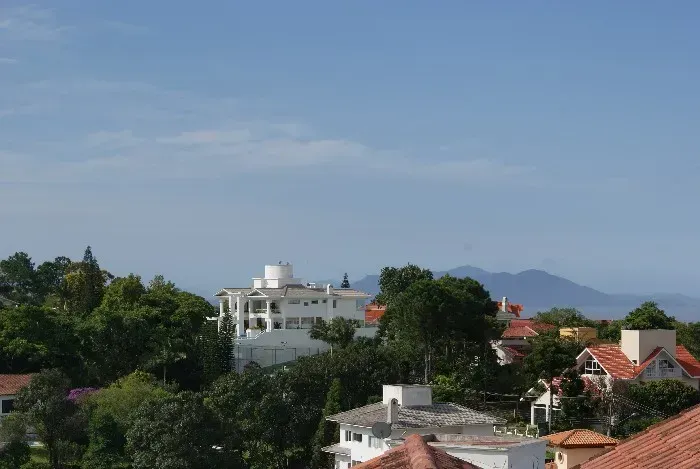 EXCELENTE MANSÃO CONDOMINIO BOSQUE DAS MANSÕES