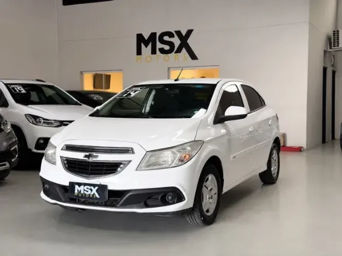 Chevrolet Onix Hatch LT 1.0 8V Flex Power Mec. 4P 2014