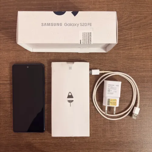 Smartphone Samsung Galaxy S20Fe 128GB Cor Azul - USADO