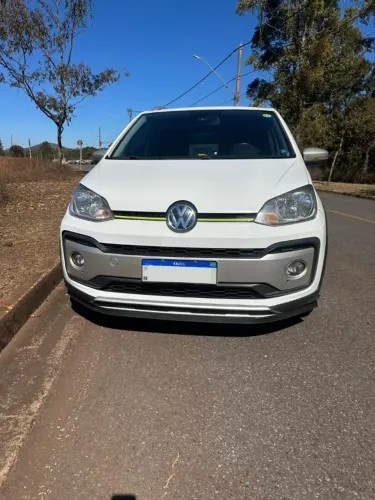 Volkswagen Up! Cross 1.0 TSI Total Flex 12V 5P 2018