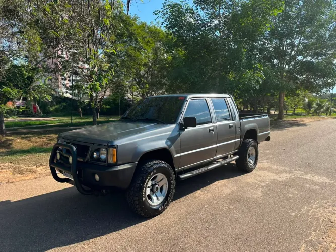 Mitsubishi L200 GL 2.5 4X4 CD Diesel 1999