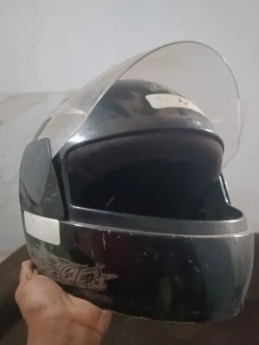 Capacete liberty four em bom estado 