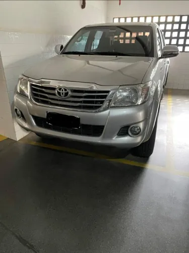 Toyota Hilux CD SRV 4X2 2.7 Flex 16V Aut. 2015