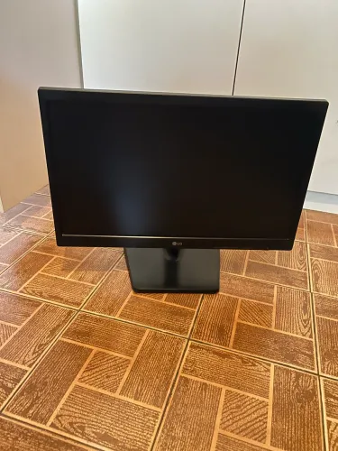 Monitor LG 20 Polegadas LED Widescreen - Ótimo Estado