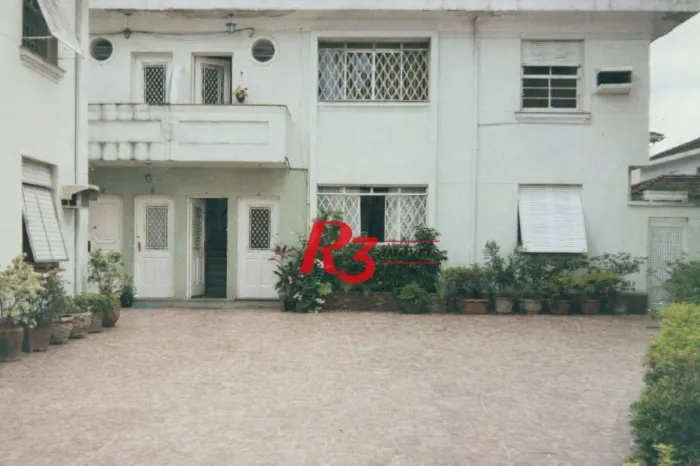 Sobrado com 3 dormitórios à venda, 85 m² por R$ 480.000,00 - Boqueirão - Santos/SP
