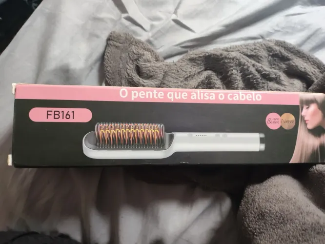 Pente que alisa cabelo