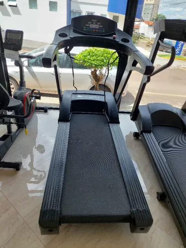 serviços de conserto e manutenção em esteiras e equipamentos de ginastica mecanica e eletr