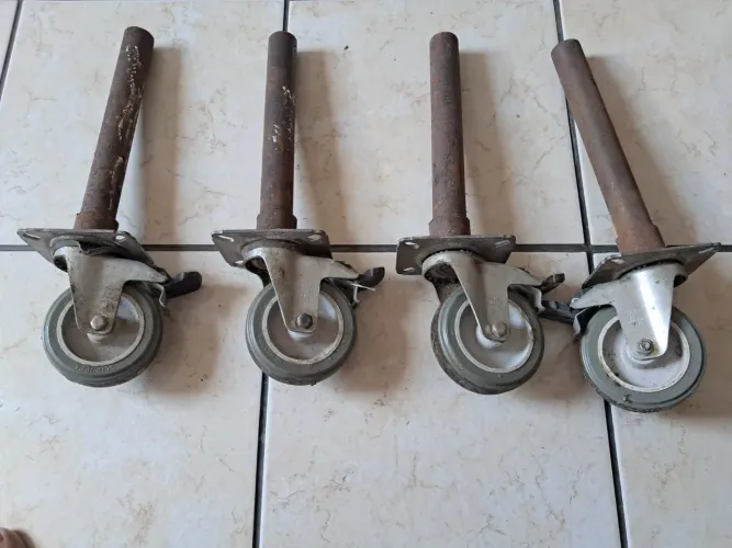 Rodízios para andaimes 