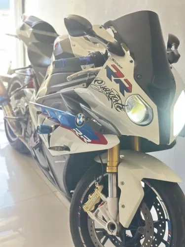 BMW s1000RR impecável
