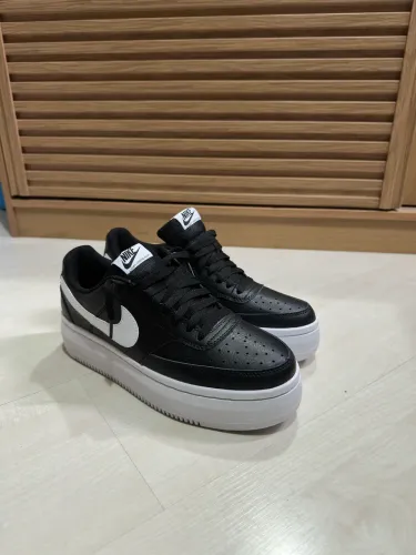Tênis Nike Court vision alta 41