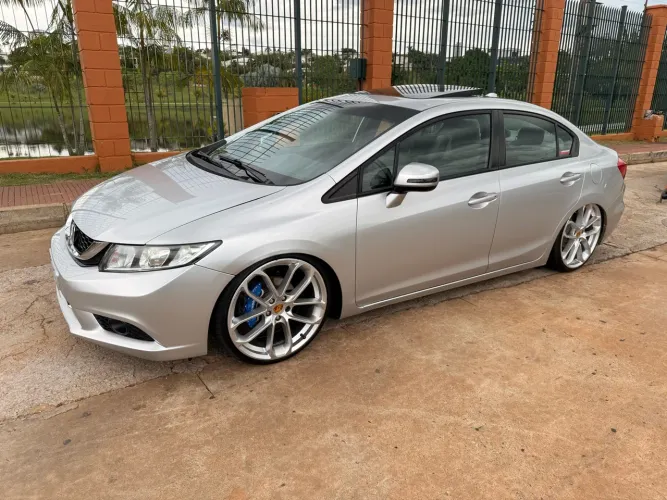 Honda Civic Sedan LXR 2.0 Flexone 16V Aut. 4P 2016