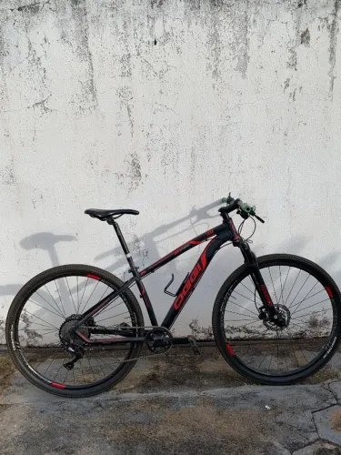 Bicicleta Oggi Big Wheel 7.0