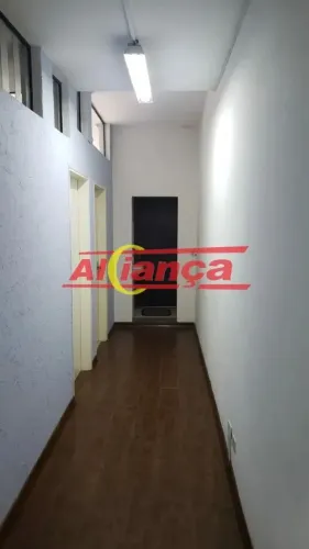 SALA COMERCIAL 64m² - PARA LOCAÇÃO NO CENTRO GUATULHOS - SP R$ 1.300,00