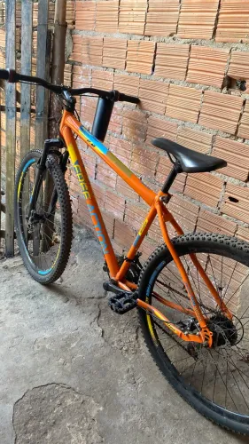 Vende-se essa bike aro 26