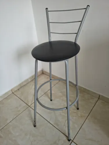 Jogo de banquetas para balcão 