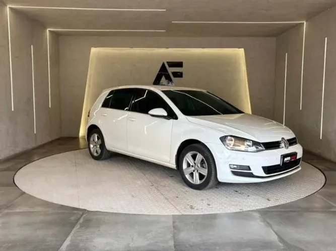 Volkswagen Golf Highline 1.4 TSI 140cv Aut. 2015