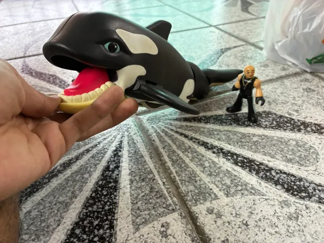 Baleia Orca Mega Mouth Imaginext Fisher-Price com Boneco