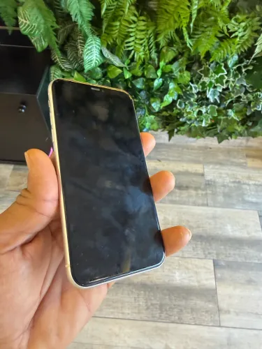 iPhone 11 64 GB