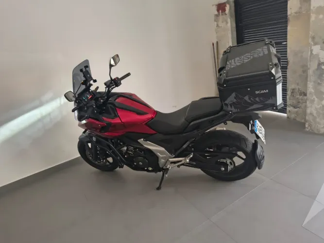 Honda NC750X DCT