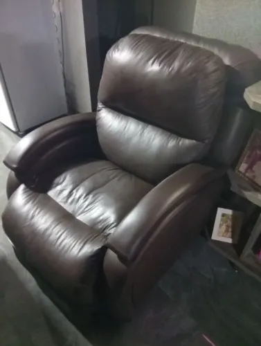 Poltrona massageadora reclinável