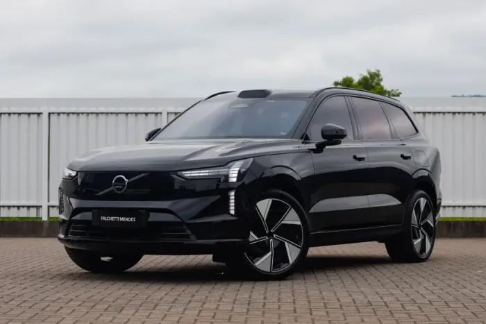 Volvo EX90 Twin Ultra AWD (elétrico) 2025