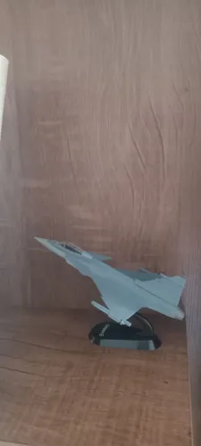 Miniatura de avião de Caça