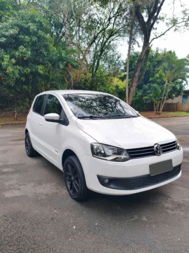 Volkswagen Fox 1.6 MI I Motion Total Flex 8V 5P 2014