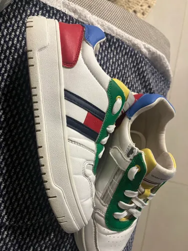 Tenis Tommy Hilfiger 34