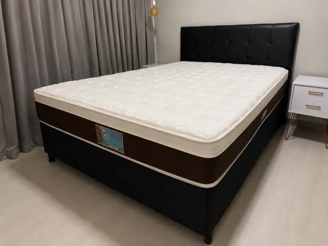 Cama Queen + Cabeceira