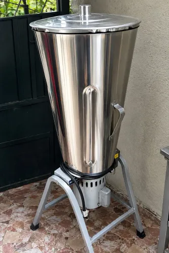Liquidificador Industrial 25 Litros - R$ 2.000,00