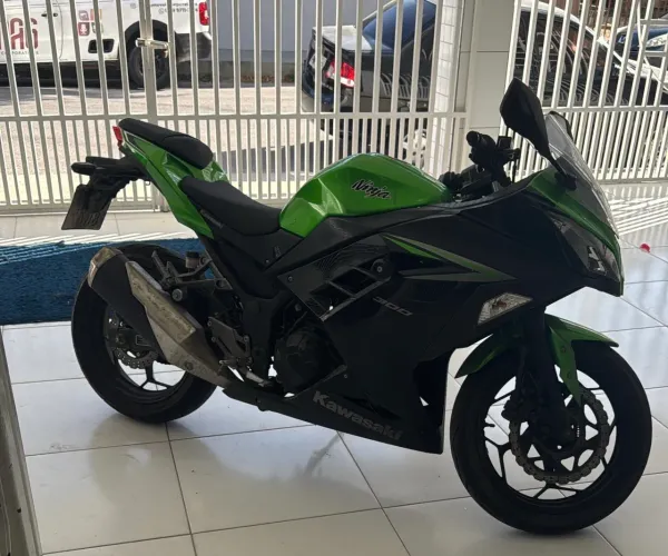 Vendo Kawasaki ninja 300 - EXTRA