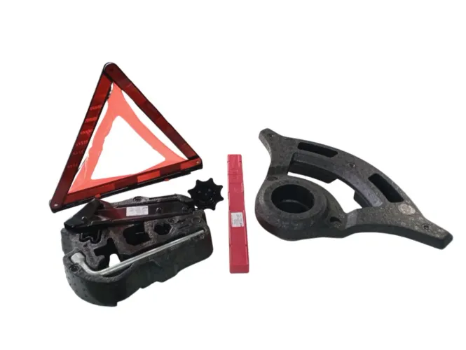 Kit Macaco Triângulo Volkswagen Polo Sense 2026