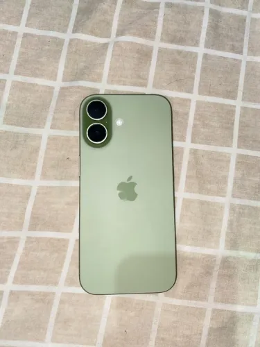 iPhone 17 Normal