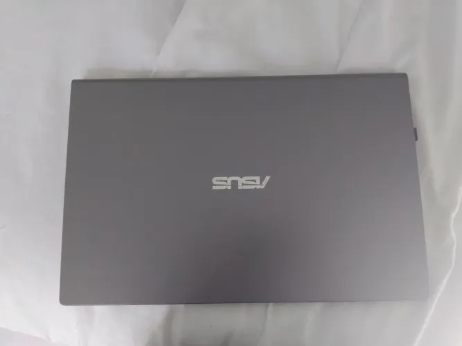 Vendo notebook usado marca Asus