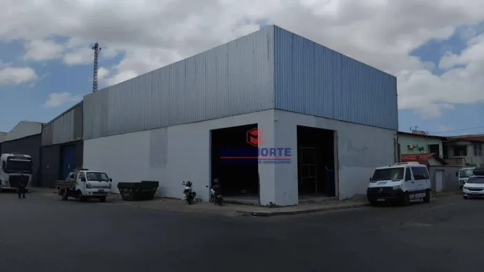 # Alugo Galpão São Cristóvão 400 m², pertinho do Banco Brasil