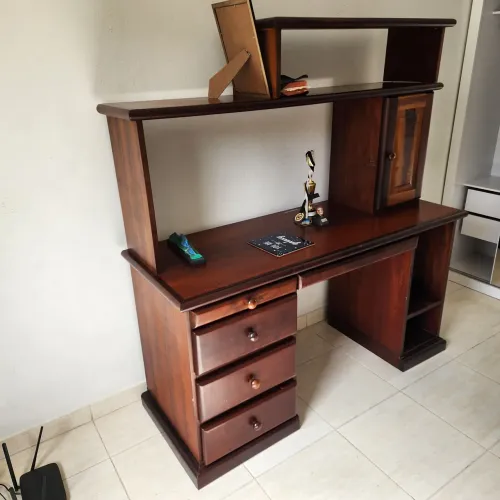 Escrivaninha madeira maciça