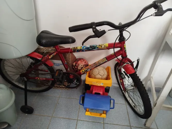 Vendo bicicleta de criança até 10 anos