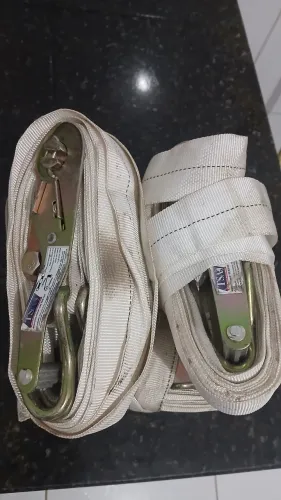 VENDE-SE CINTA AMARRAÇÃO CARGA