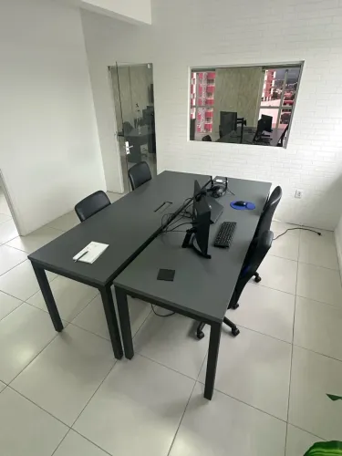 Mesa Escritório de Metalon 2,20m x 0,67m