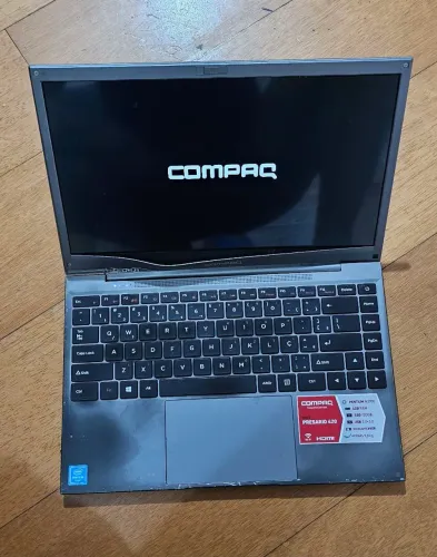 Compaq Presario 420 N3700 4GB SSD 120GB - Funcionando (Carcaça Ruim)