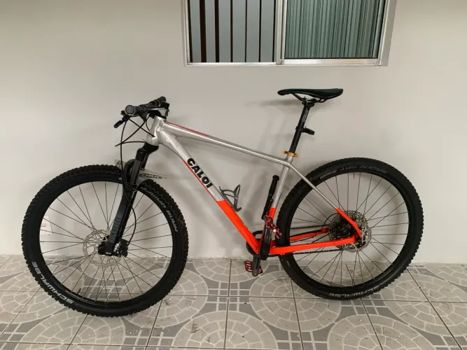 Bicicleta Caloi Elite 21 Aluminium TAM 19