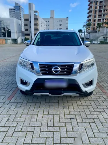Nissan Frontier XE CD 4X4 2.3 Bi-TB Diesel Aut. 2019