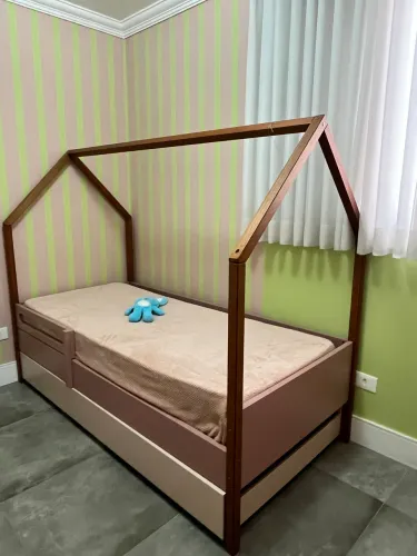 Bicama Infantil Montessoriana em Madeira Maciça (Casinha)