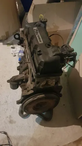 Motor zetec Rocam 1.6 gasolina 