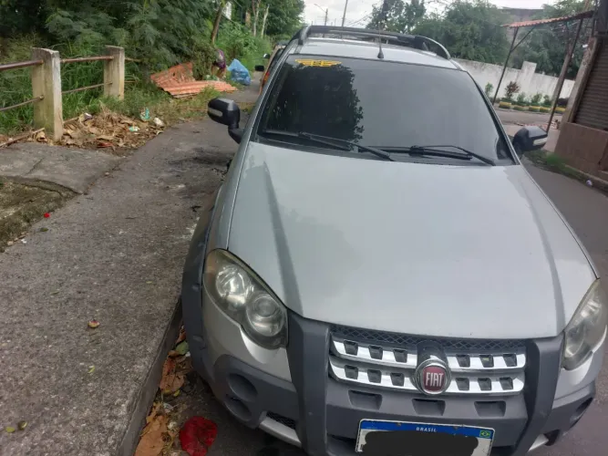 Fiat Strada Adventure 1.8/ 1.8 Locker Flex CE 2009