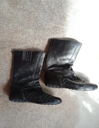 Botas 38 cano médio