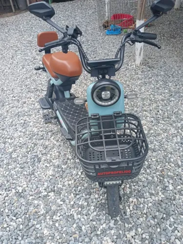 Vendo scotter elétrica
