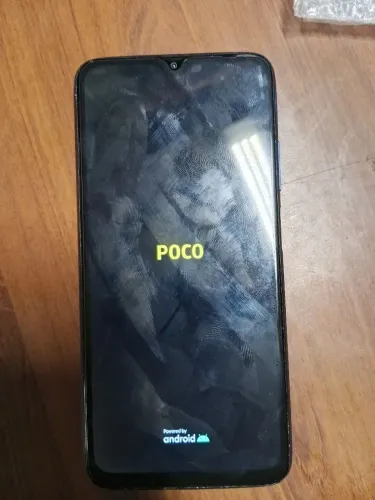 Vendo um xiaome poco M3 com 128 gigas bem conservado