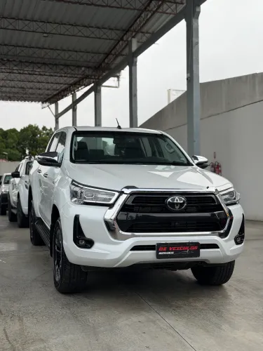 Toyota Hilux CD SRX 4X4 2.8 TDI 16V Diesel Aut. 2026