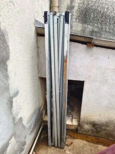 Estrutura de tenda metálica sanfonada 3x3